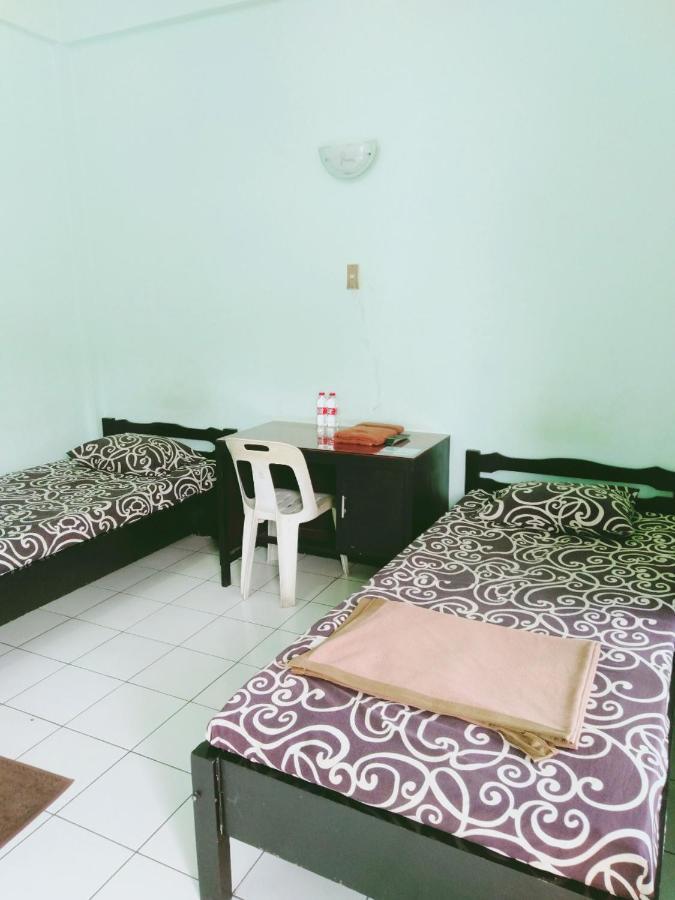 Hotel Taman Indah Madiun Exterior foto